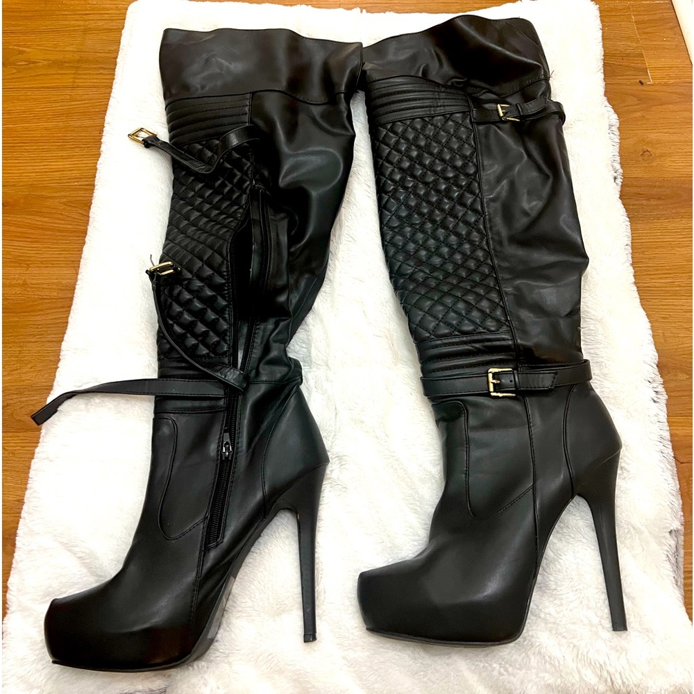 Stylish Over The Knee Boots